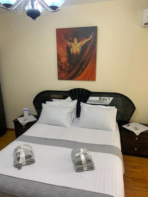 Christina'S House With 2 Bedrooms And Free Parking Gjirokaster Luaran gambar