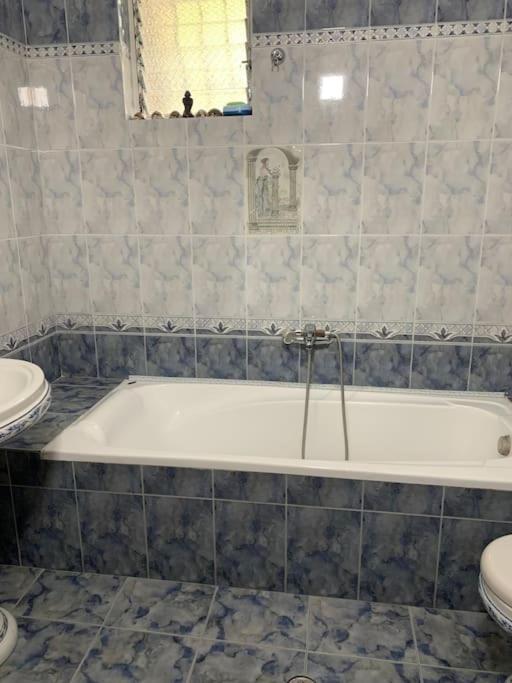Christina'S House With 2 Bedrooms And Free Parking Gjirokaster Luaran gambar